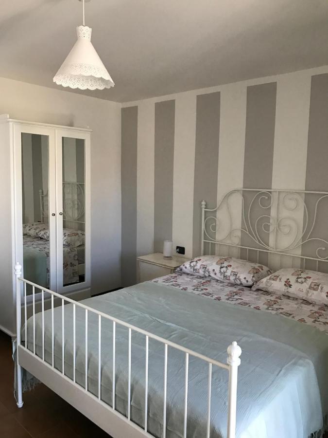 سان فيليتْشي ديل بيناكو Dolce Lago B&B المظهر الخارجي الصورة