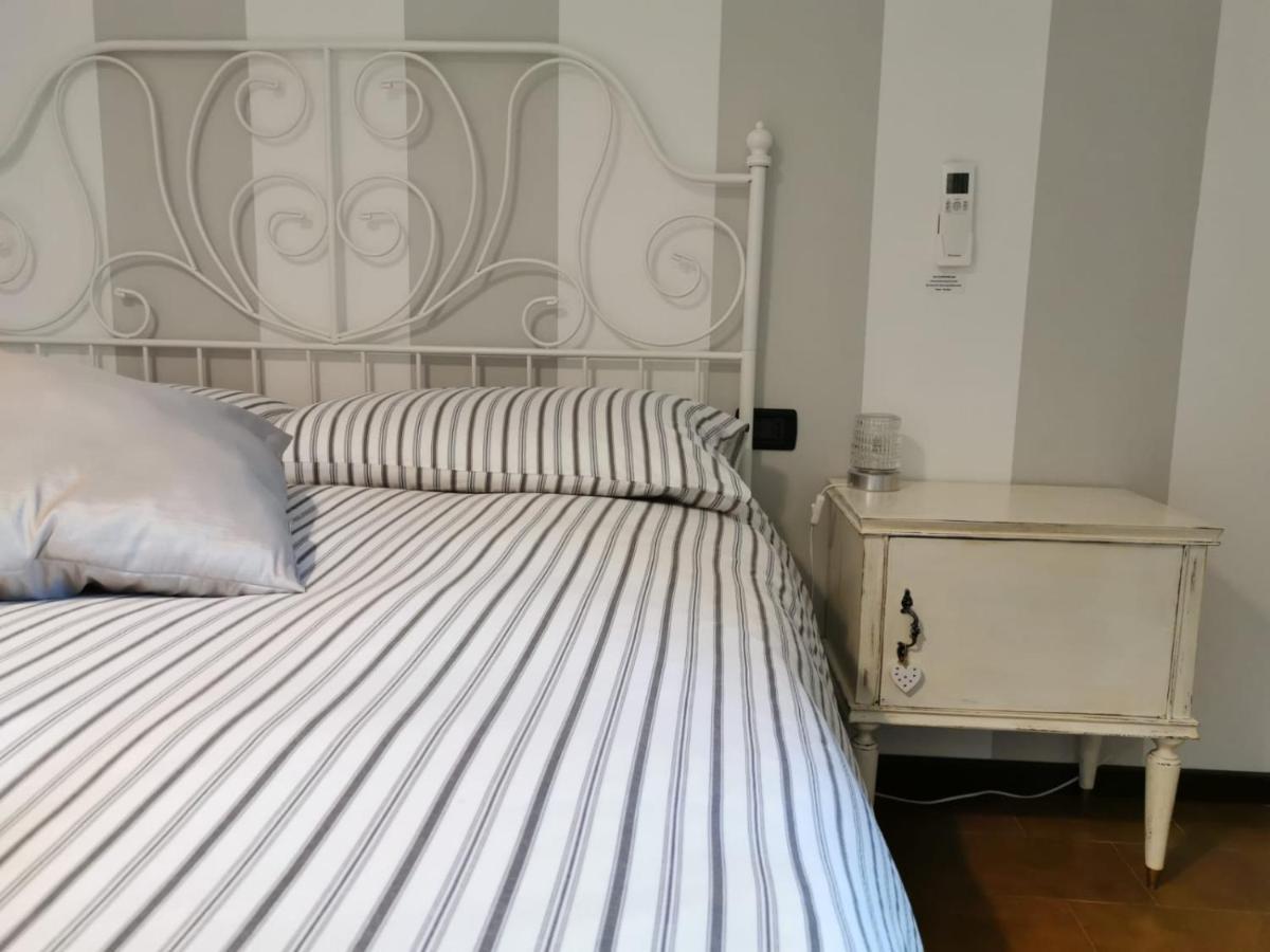سان فيليتْشي ديل بيناكو Dolce Lago B&B المظهر الخارجي الصورة