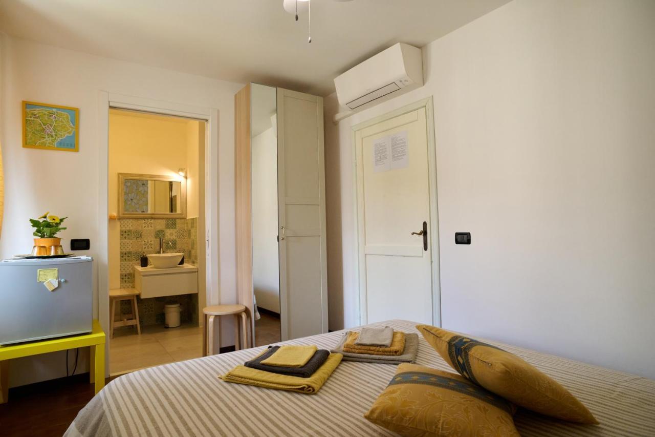 سان فيليتْشي ديل بيناكو Dolce Lago B&B المظهر الخارجي الصورة
